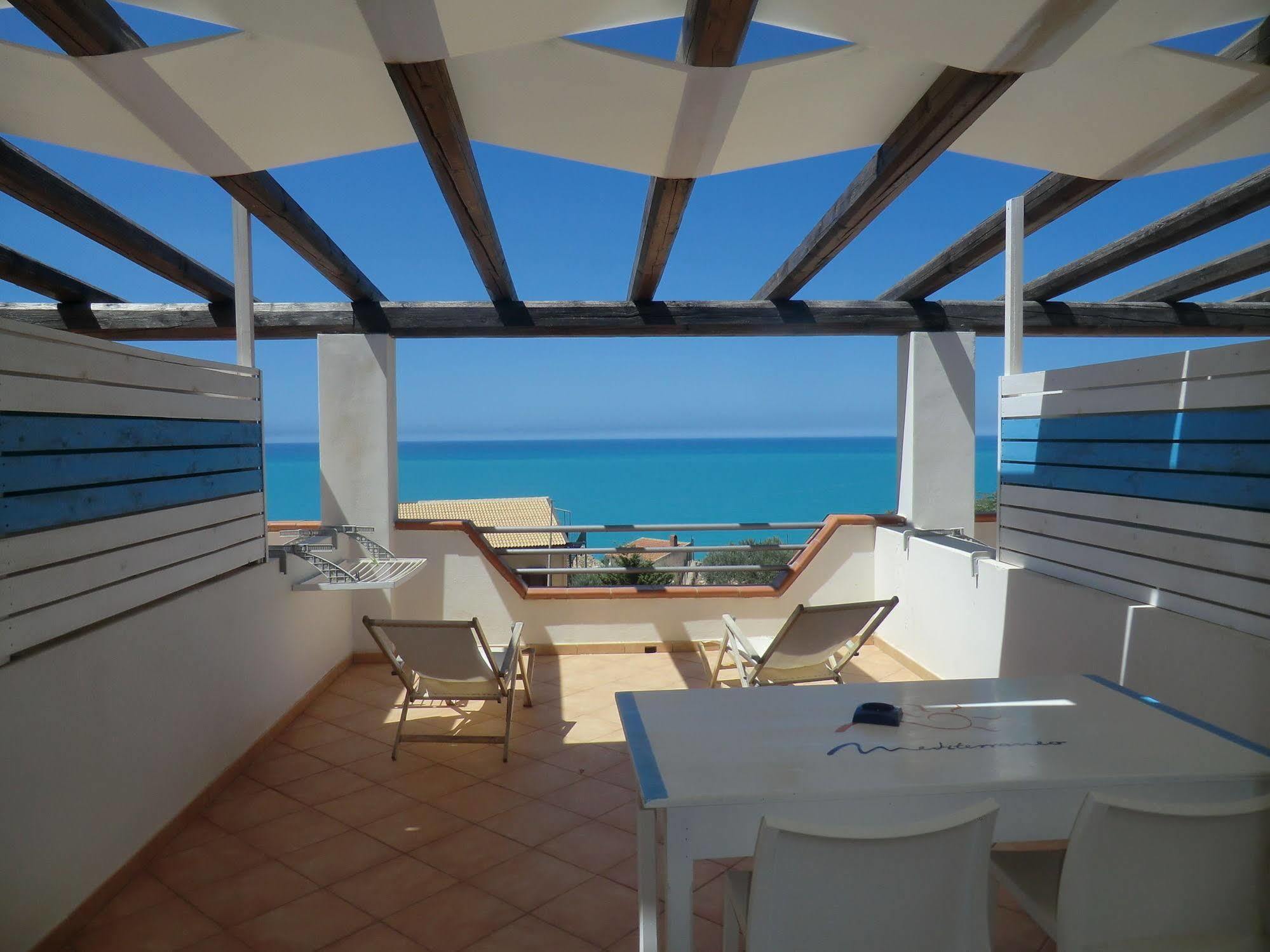 Mediterraneo Mare E Sole Marina di Palma Bagian luar foto