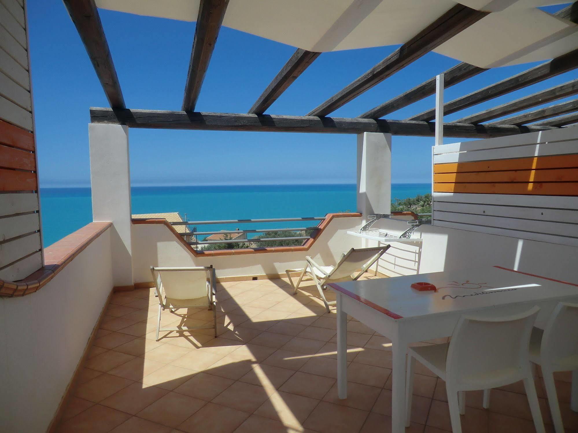 Mediterraneo Mare E Sole Marina di Palma Bagian luar foto